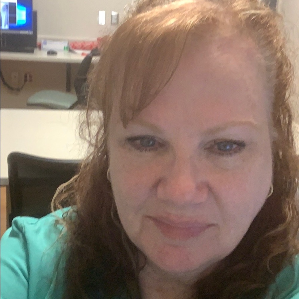 Meet your Posher, Paula